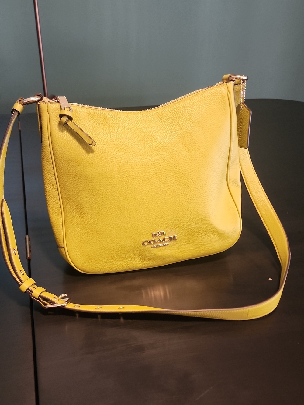 COACH Ellie File Bag Crossbody Pebble Leather Chartreuse Green Lime C1648